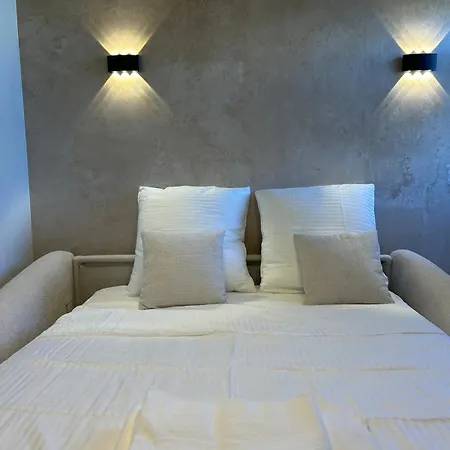 De Luxe Parc Monceau *